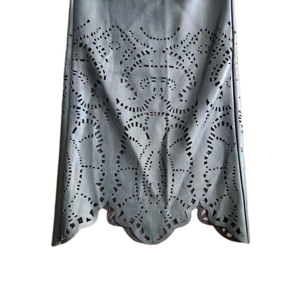 Anthropologie Laser-Cut Faux Leather High Rise Trousers Crop Pants Black Size 6 - Picture 4 of 10